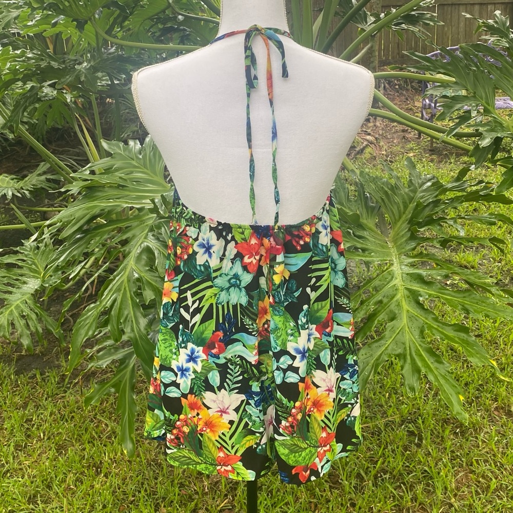 Show Me Your MuMu tropical floral print halter top - Picture 13 of 16